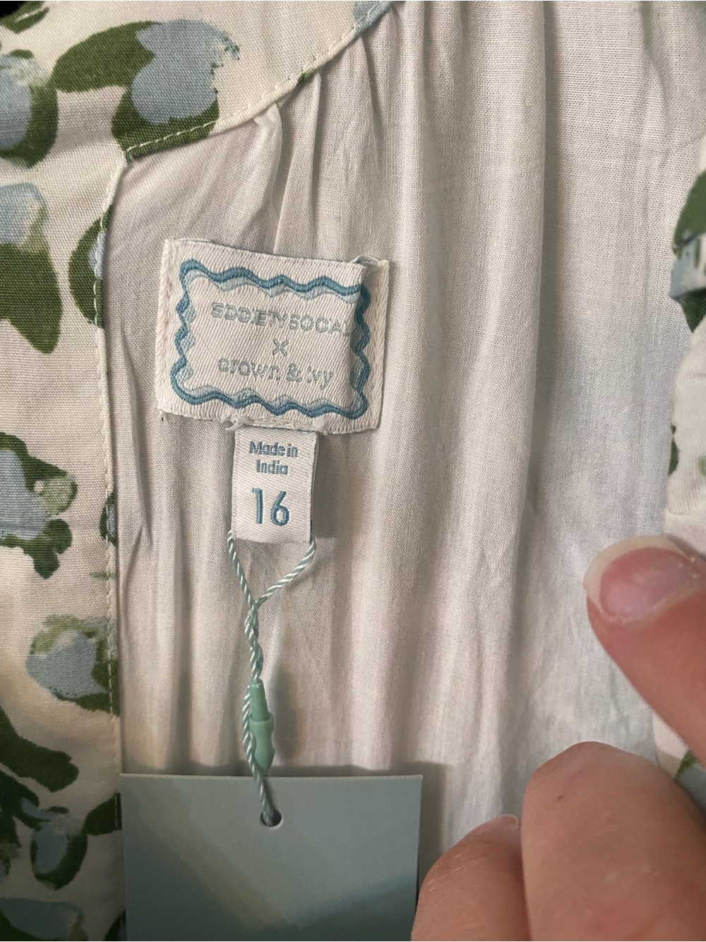 Nwt Crown and Ivy Social Society Floral Midi Dress in Cream and Sage - Picture 3 of 9